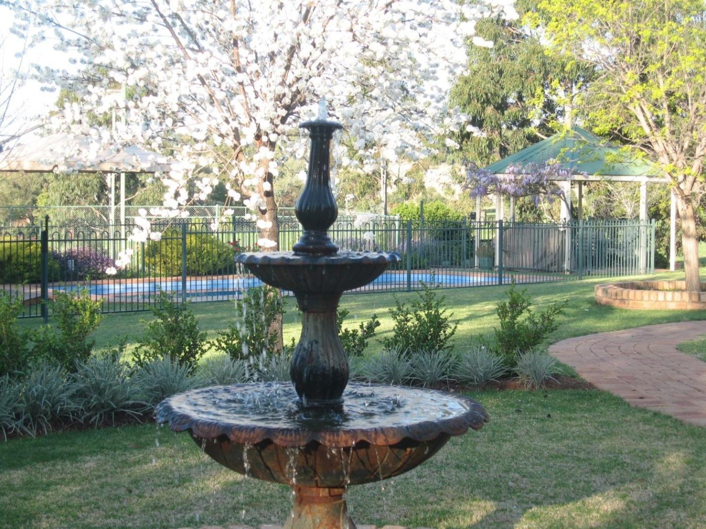 Pericoe Retreat Bed & Breakfast Dubbo Ngoại thất bức ảnh